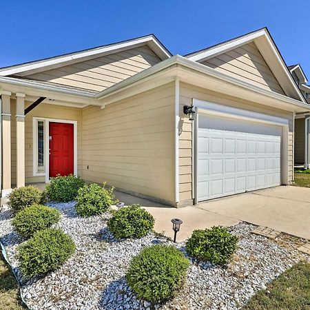 Buda Home With Smart Tv About 19 Mi To Downtown Austin Exterior photo