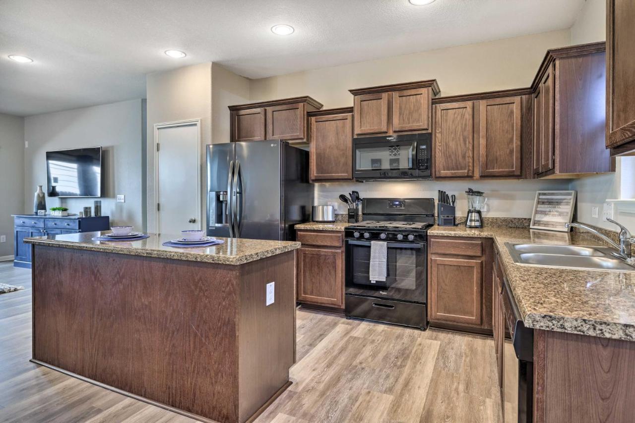Buda Home With Smart Tv About 19 Mi To Downtown Austin Exterior photo