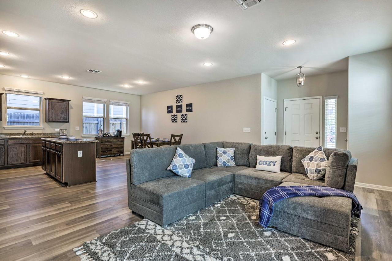 Buda Home With Smart Tv About 19 Mi To Downtown Austin Exterior photo