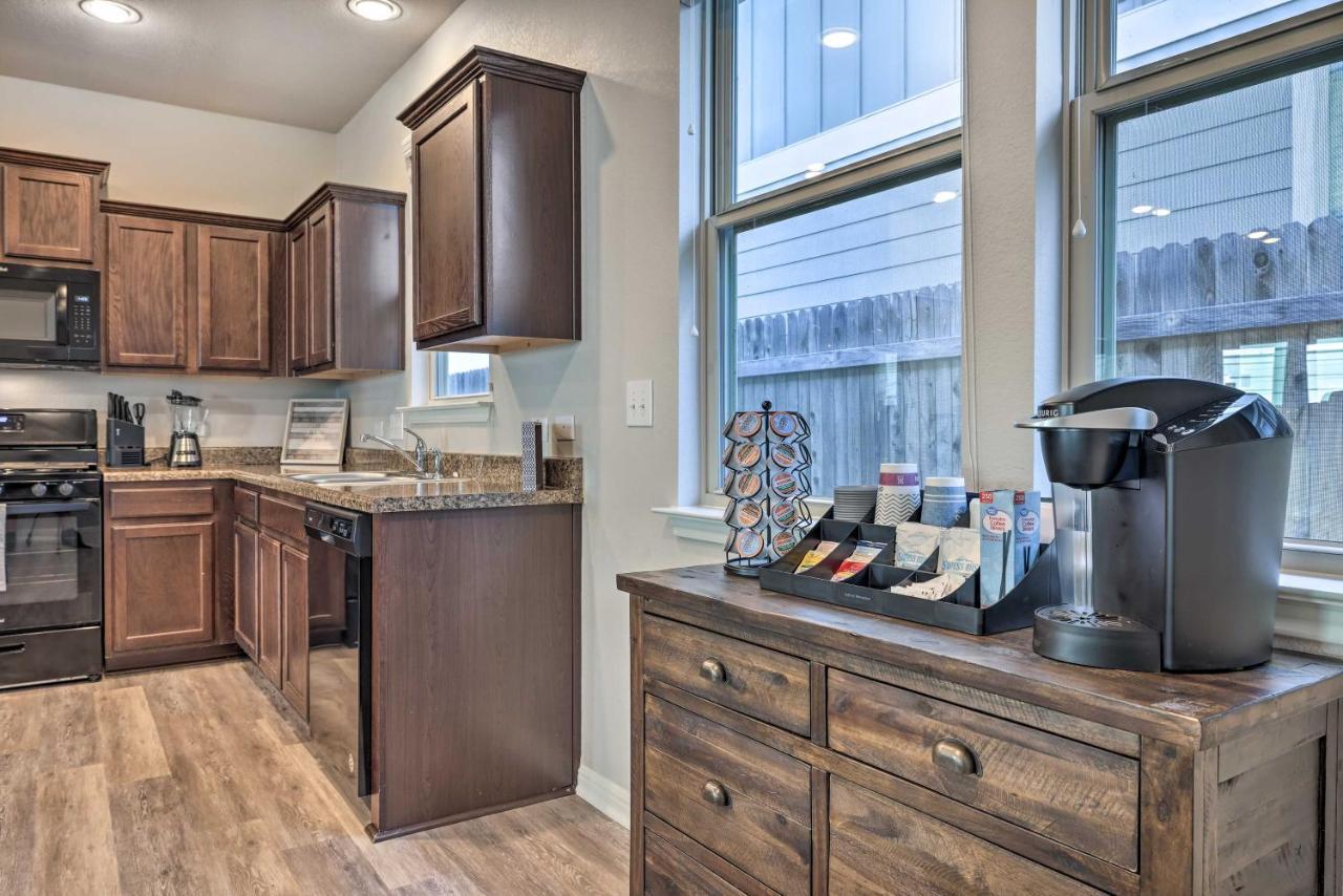Buda Home With Smart Tv About 19 Mi To Downtown Austin Exterior photo