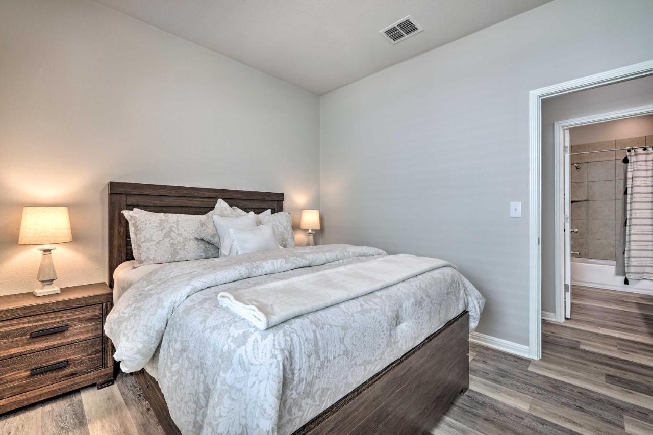 Buda Home With Smart Tv About 19 Mi To Downtown Austin Exterior photo